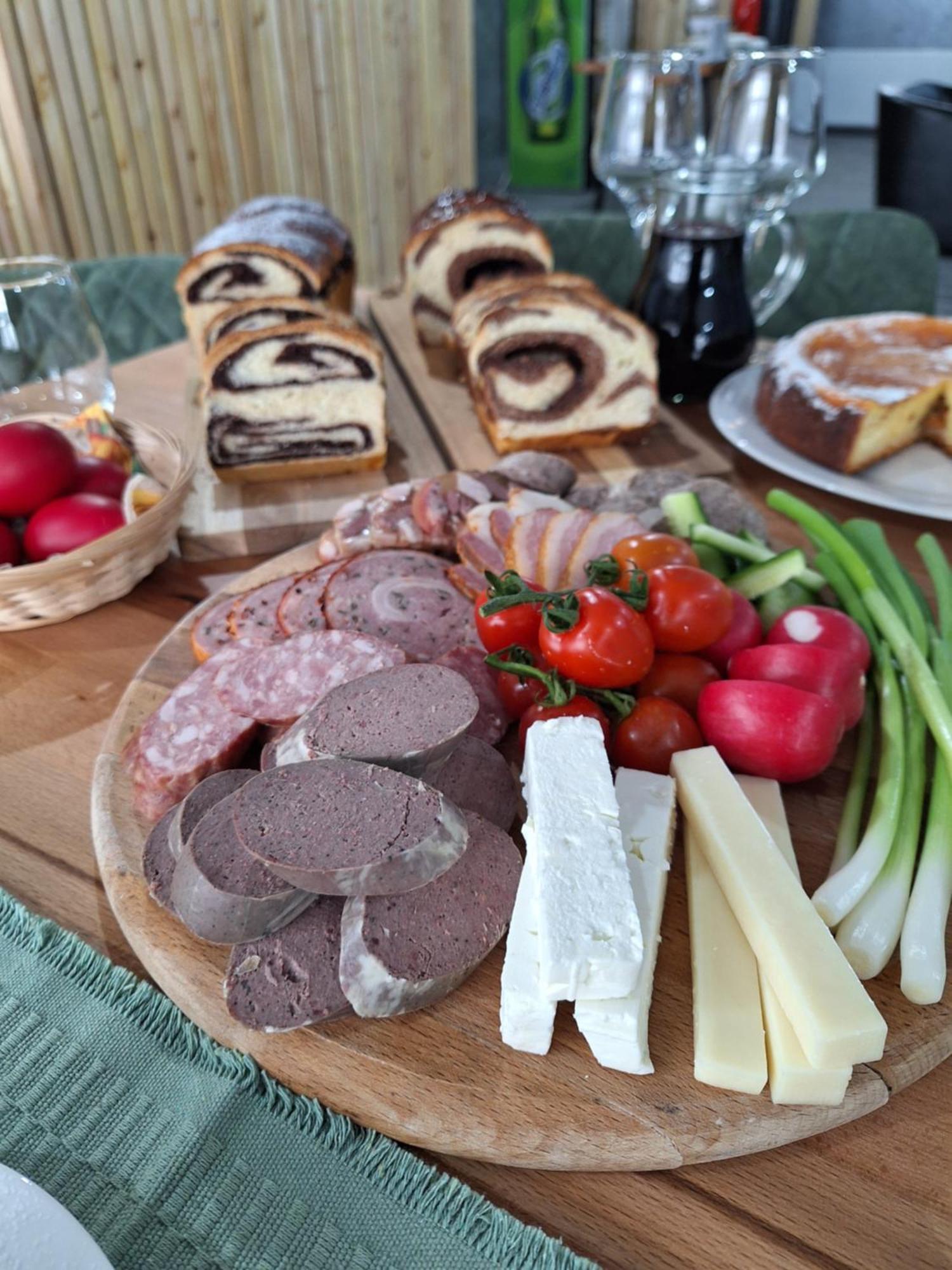 Danifeld Inn Voroneț Kültér fotó