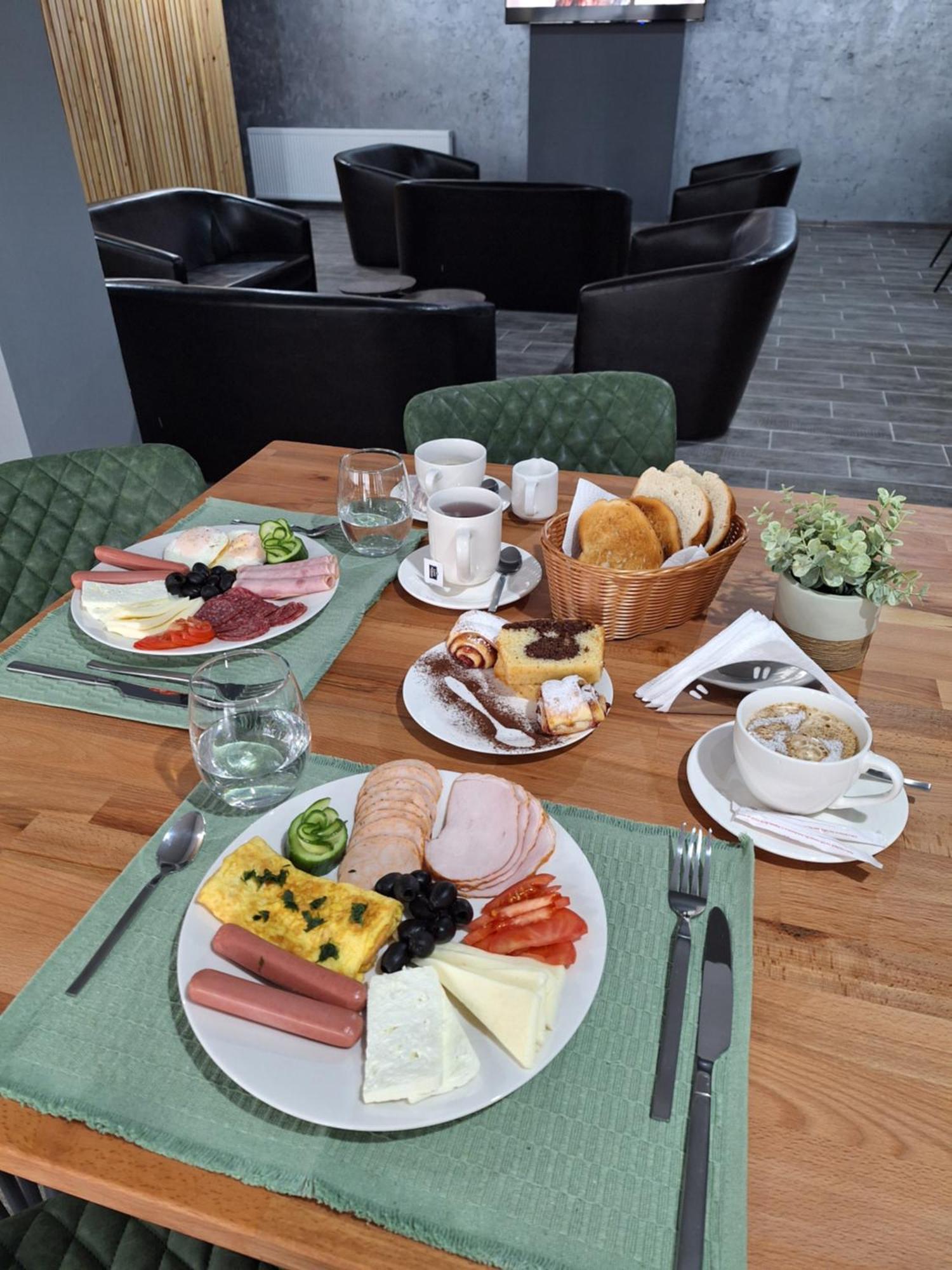 Danifeld Inn Voroneț Kültér fotó