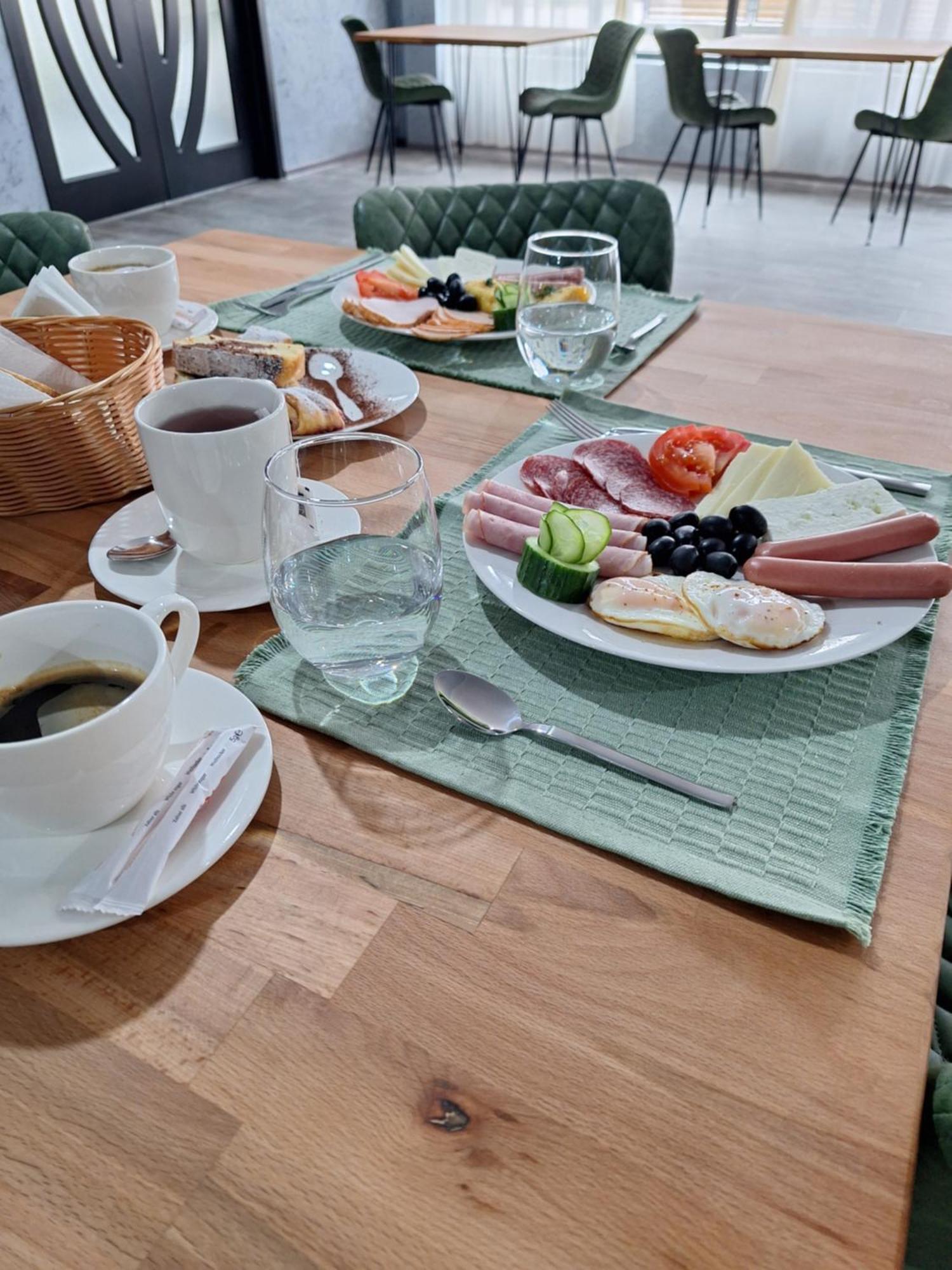 Danifeld Inn Voroneț Kültér fotó