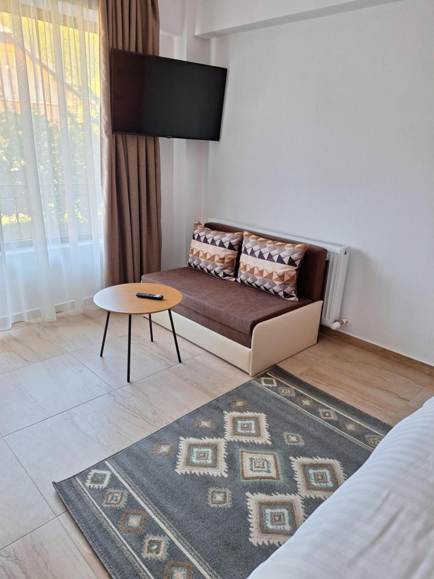 Danifeld Inn Voroneț Kültér fotó